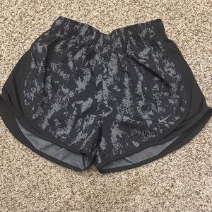 Nike Women's Athletic Shorts in Black and Gray Pattern